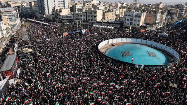 Снимка: Израел: Ябълката не пада по-далеч от дървото. Още един тиранин, който ще продължи бруталността