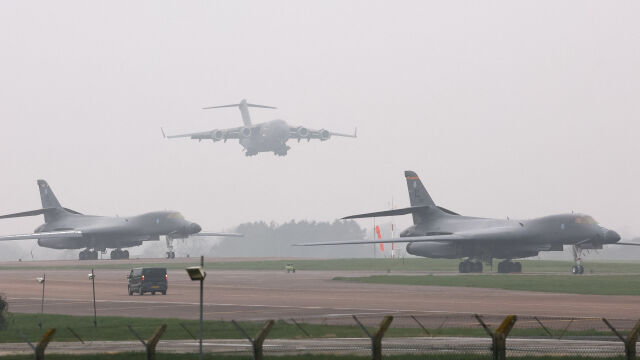 Американски самолети цистерни кацнаха в Румъния, ще участват в конфликта с Близкия изток 