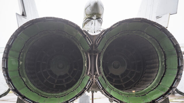 Снимка: Ремонтът на двигателите за изтребителите ни МиГ-29 пропадна. F-16 ще постигнат оперативна готовност през 2028 година