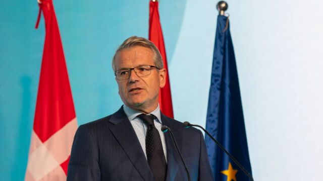 Снимка: „Повишаването на транспортните разходи заради конфликта в Иран ще бъде прехвърлено върху потребителите“