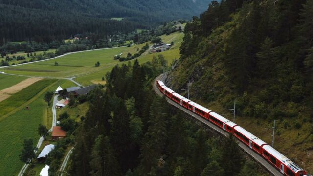 Как държавата разчупи собствения си монопол в железопътните превози? 