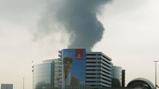 Снимка: Атака с дрон срещу летището в Дубай: Отмениха полет за евакуацията на гръцки граждани 