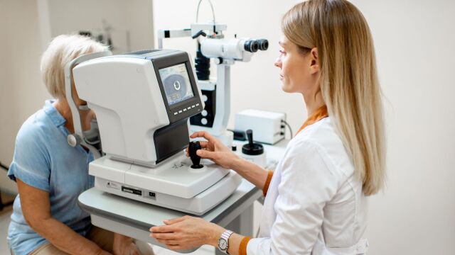 Снимка: Всеки 8-ми над 70 г. има глаукома и не знае: Къде да се прегледате безплатно