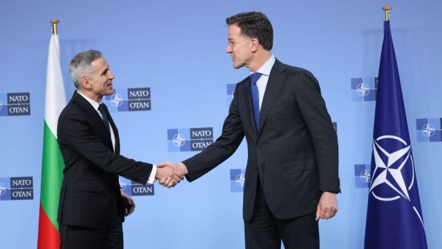 Гюров пред Рюте: България остава твърдо ангажирана с НАТО и колективната отбрана
