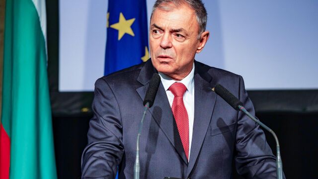 Игнатов: Предложих да започне процедура по обявяването на 20 април за официален празник