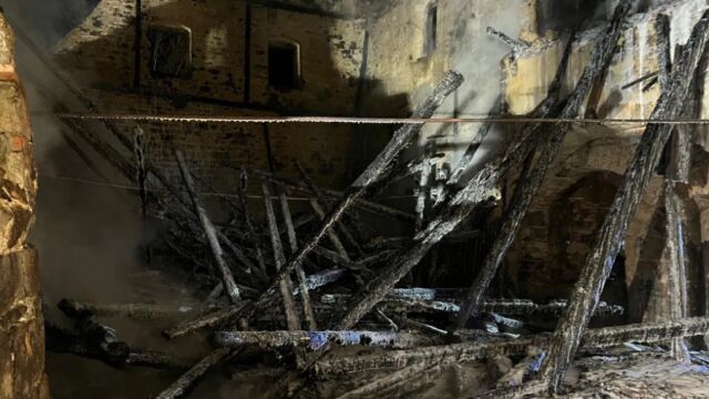 Снимка: Пожар избухна в замък от 12-и век в Германия