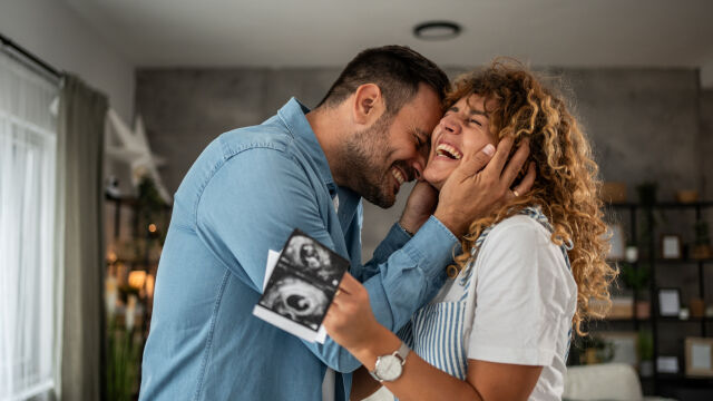 Снимка: Да се справим с родителската тревожност след забременяване инвитро