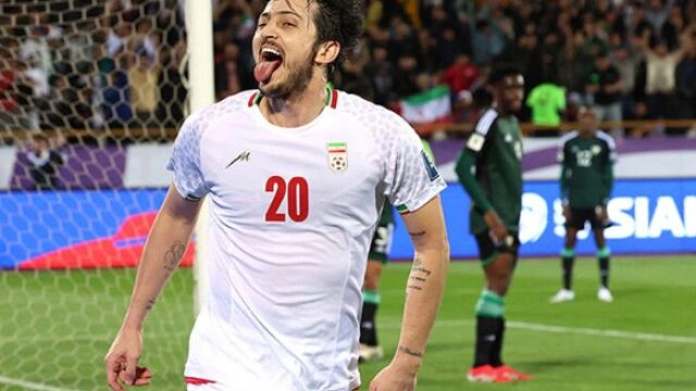 Снимка: Елитни коне за милиони, имоти и клуб под запор - Иран удря жестоко футболист