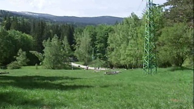 Снимка: Стотици чистиха природните паркове