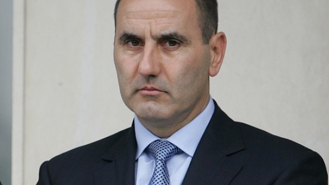 Снимка: Цветанов обеща разследване на активистите на ГЕРБ в Разлог 