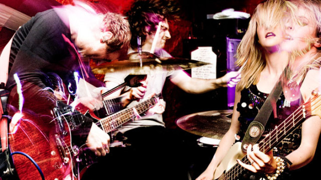 Снимка: The Subways и Шампионска лига в съвместен лайв