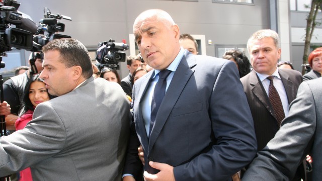 Снимка: Борисов обеща модерни пътища и на север, но през втория мандат