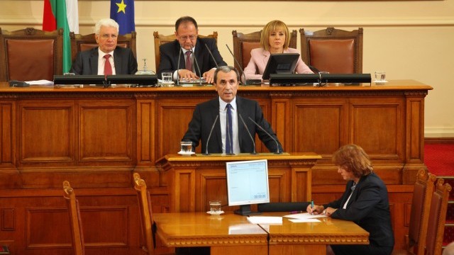 Снимка: Правителственият Авиоотряд летял 309 пъти, похарчил 3 млн. лв.