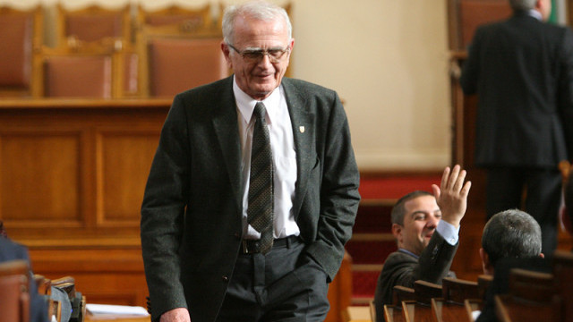 Снимка: „Атака” подкрепят парламента, а не Орешарски