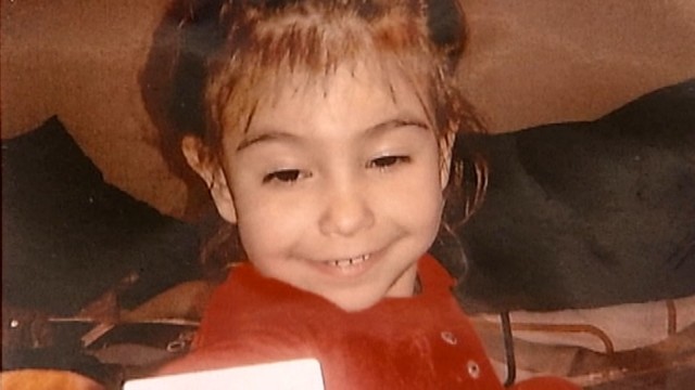 Снимка: Бащата на убито в Гърция българско момиченце даде шокиращи показания