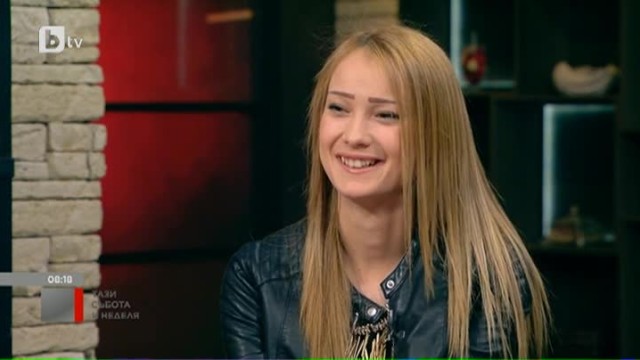 Ася Дюлева: Като се прибера в Неделино, ми се радват така сякаш съм Анджелина Джоли