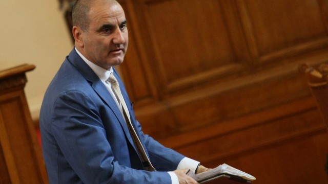 Снимка: ГЕРБ отрече да има връзка между приети законови промени и освобождаването на двама от 