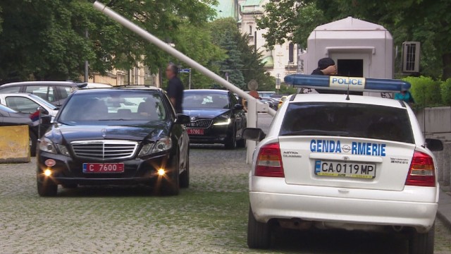 Снимка: Вълна от дипломатическа съпричастност в София към трагедията в Англия
