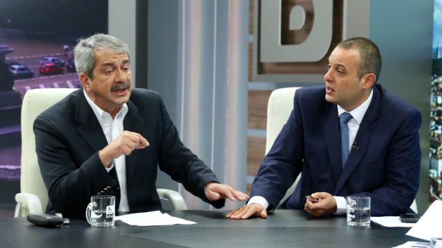 Снимка: Сблъсък между АБВ и ДОСТ: Меси ли се Турция във вътрешните ни работи? 