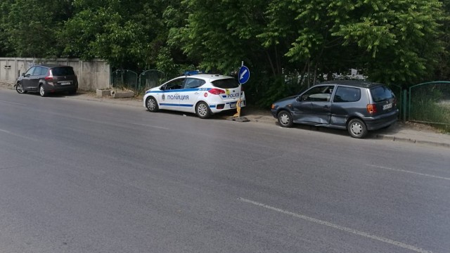 Снимка: Пешеходци пострадаха при катастрофа до Централните гробища в София
