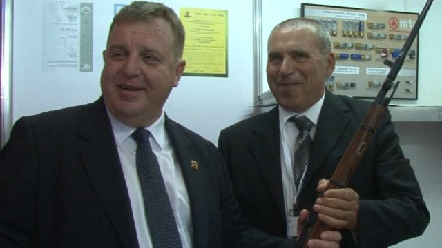 Снимка: Красимир Каракачанов за Марешки: Да си пие хапчетата и да не се занимава с армията