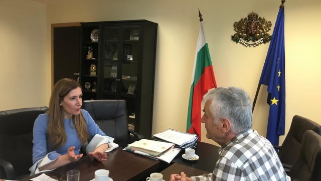 Снимка: Ангелкова: Ще има по един спасител на пост само по възможност в зависимост от плажа и заетостта