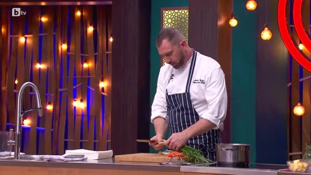 MasterClass от шеф Андре Токев: Раци със спанак, баничка, бульон от пръст и желирана майонеза