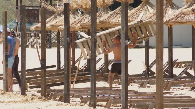 Снимка: Туристическите обекти с ваксиниран персонал ще получават специални стикери