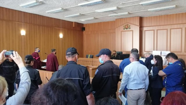 Снимка: Шефът на 3-то РУП в Пловдив остава в ареста