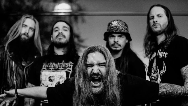 Suicide Silence споделиха нов сингъл 