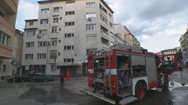 Снимка:  Евакуация на блок заради пожар в София