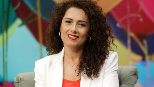 Снимка: Елена Яръмова за своите баба и дядо: Какво ли не бих дала, за да ги прегърна днес