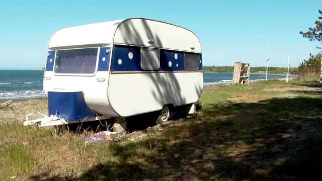 Нови мерки срещу нарушителите: В Бургас ще снимат с дрон каравани, разположени на пясъка