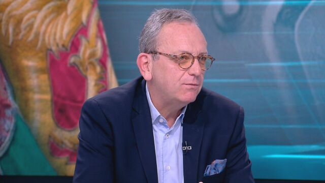 Проф. Петър Стоянович за 6 май: Майката кълне „аман с тия военщини“, бащата казва „Аз си спомням какво беше“