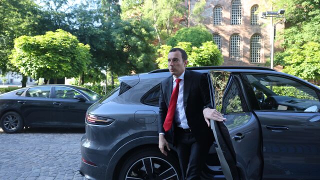 Васил Терзиев покани представили на протестиращите в Столичната община