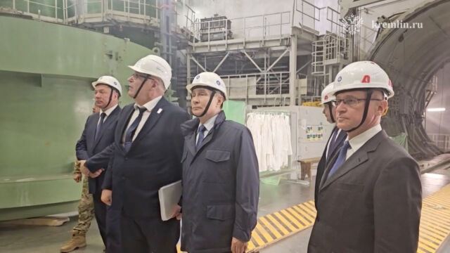 Снимка:  Путин направи първото си посещение в Курск, откакто Русия твърди, че е отвоювала региона