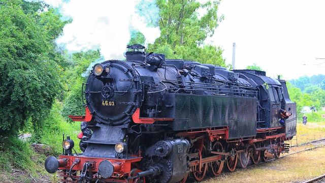Снимка: Атракционен влак с парен локомотив ще пътува по повод Международния ден на детето