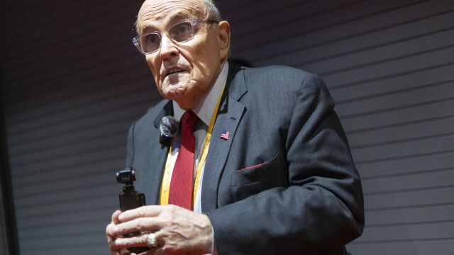 Снимка: Бивш кмет на Ню Йорк е хоспитализиран в критично състояние