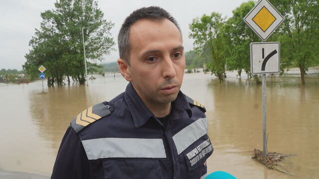 Водолази спасиха ученик от воден капан в търновско село: Пред bTV един от спасителите