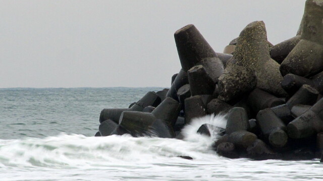 Снимка: Спасителна операция до Созопол. Кораб с трима рибари изчезна от радарите