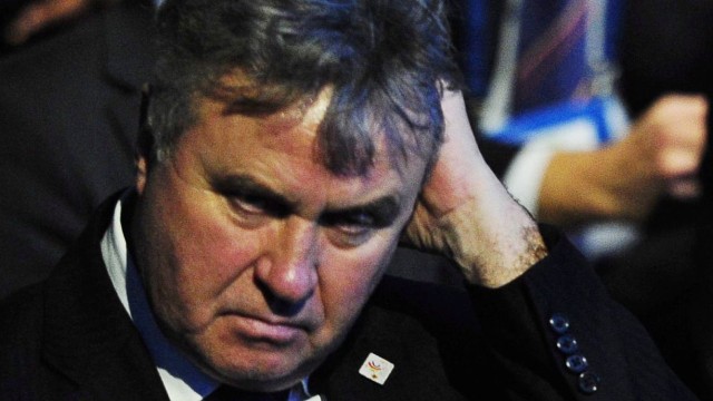 Снимка: Гуус Хидинк поема Челси