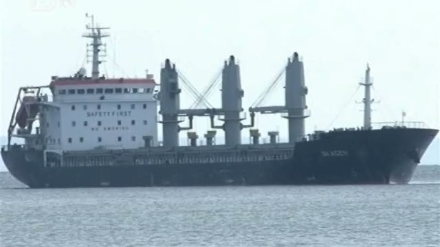 Снимка: Освободиха български моряци след 5 месеца в Гърция