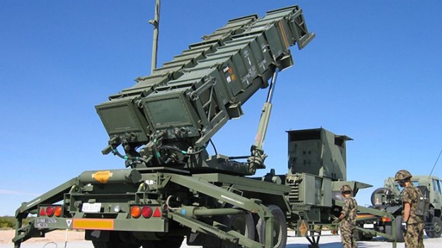 Снимка: Пентагонът одобри мащабни оръжейни продажби за Саудитска Арабия и Израел