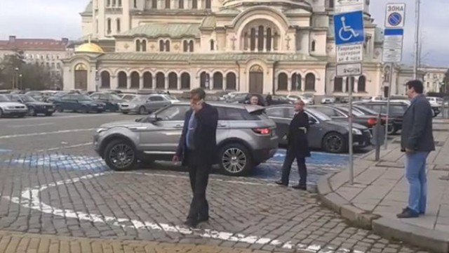 Снимка: Йордан Цонев - депутат 