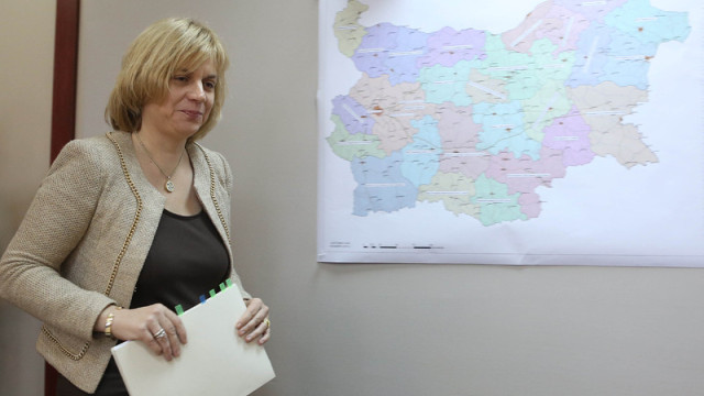 Снимка: Десислава Терзиева разкритикува проектирането на пътища у нас