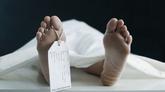 Снимка: 34-годишен триатлонист почина, след като припадна във водата по време на състезание