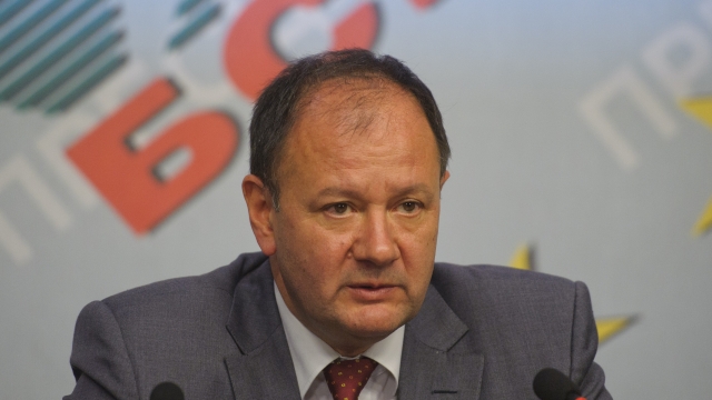 Снимка: Предлагали на Миков рушвет, за да не оглави БСП
