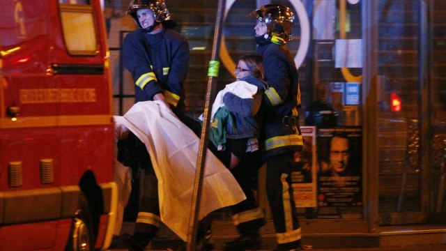 Снимка: Приятелката на български художник е ранена при атентатите в Париж