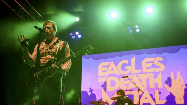 Снимка: “Eagles of Death Metal”: Искаме да сме първите, които ще свирят отново в 