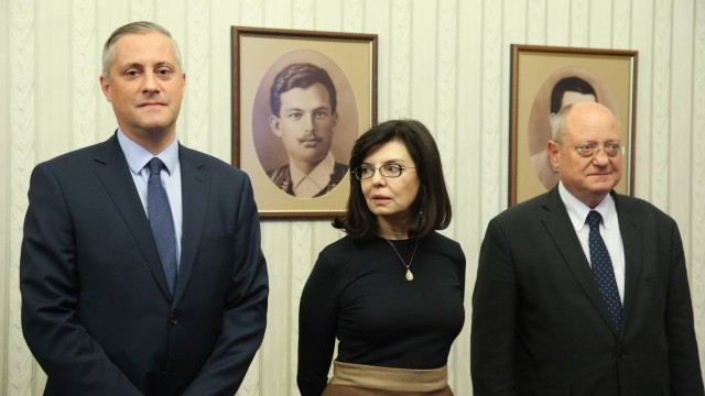 Снимка: Някои реформатори искат мандата, други – не (ОБЗОР)